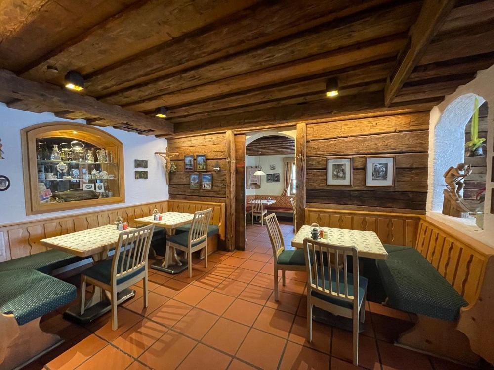 באד קליניקירשהיים Restaurant-Pension Dorfwirt מראה חיצוני תמונה